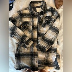 Thread and Supply Shacket, Plaid, size small, in great condition.